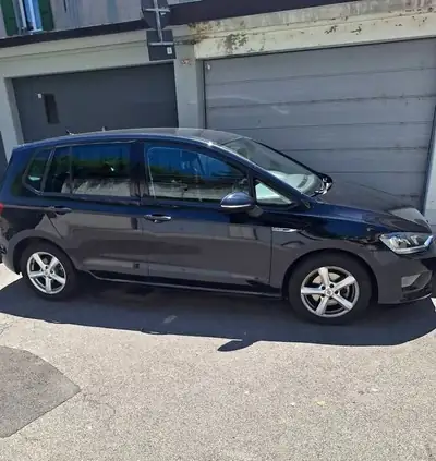 VW Golf Sportsvan 1.4 TSI — Monospace polyvalent, automatique, caméra de recul — Seitenansicht