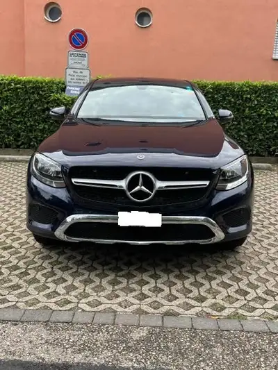 Mercedes-Benz GLC 250 Coupé AMG Line — SUV sportif 4x4, 211 ch, jantes alu bonus — Außenansicht