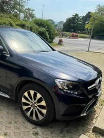Mercedes-Benz GLC 250 Coupé AMG Line — SUV sportif 4x4, 211 ch, jantes alu bonus — Armaturenbrett