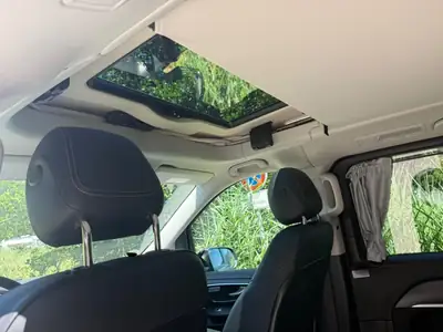 Mercedes-Benz Marco Polo — Camping-car premium 7 places, toit relevable et équipement complet — Miniature 12