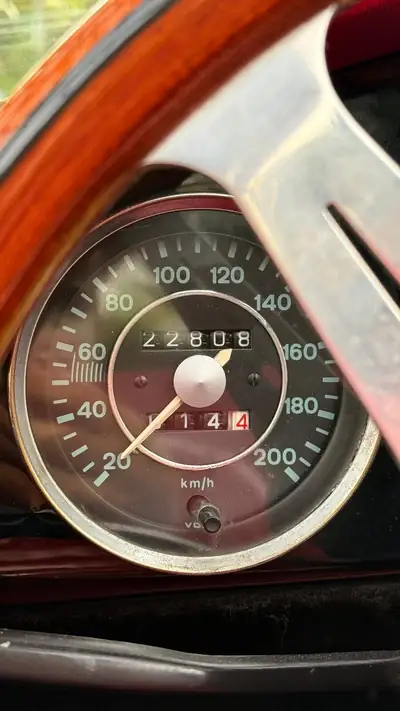 Porsche 356 Cabriolet 1967 — Chef-d'œuvre de légende, 23'000 km seulement — tableau de bord