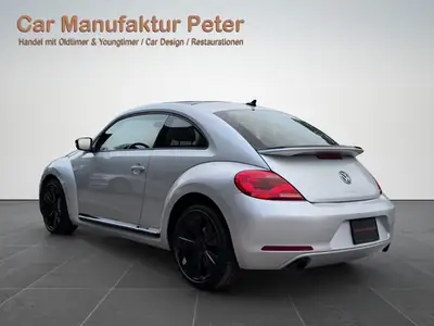 VW Beetle 2.0 Turbo — Coupé légendaire entretenu, moteur fiable 200 ch — vista posteriore