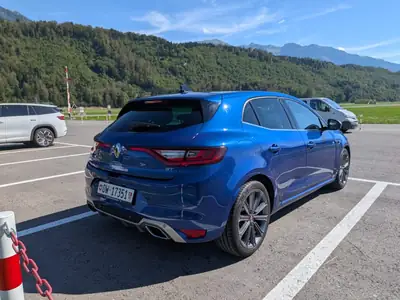 Renault Mégane GT 205 — Berline sportive automatique, entretien complet — rear view