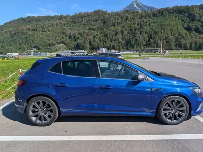 Renault Mégane GT 205 — Berline sportive automatique, entretien complet — interior