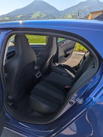 Renault Mégane GT 205 — Berline sportive automatique, entretien complet — Thumbnail 9