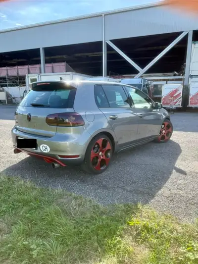 VW Golf VI GTI — Sportive iconique 210 ch, entretien AMAG complet — detail