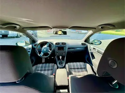 VW Golf VI GTI — Sportive iconique 210 ch, entretien AMAG complet — Thumbnail 10