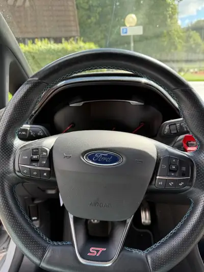 Ford Fiesta ST 1.5 EcoBoost 200 ch — Sportive agile et entretenue régulièrement — Miniature 7