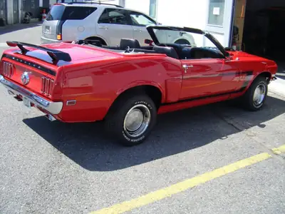 Ford Mustang 1969 Cabriolet — Chef-d'œuvre restauré, homologation vétéran suisse — side view