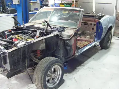 Ford Mustang 1969 Cabriolet — Chef-d'œuvre restauré, homologation vétéran suisse — Thumbnail 12