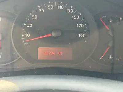 Renault 1.5 DCI 95 — Utilitaire compact diesel fiable, 86'000 km — dashboard