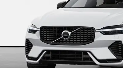 Volvo XC60 T8 Twin Engine — SUV hybride rechargeable 253 ch, 122'000 km — exterior view
