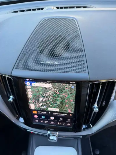 Volvo XC60 T8 Twin Engine — SUV hybride rechargeable 253 ch, 122'000 km — Thumbnail 12