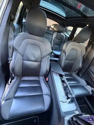Volvo XC60 T8 Twin Engine — SUV hybride rechargeable 253 ch, 122'000 km — Thumbnail 14