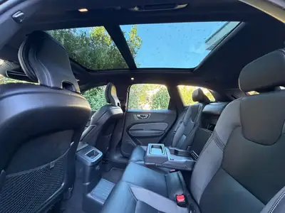 Volvo XC60 T8 Twin Engine — SUV hybride rechargeable 253 ch, 122'000 km — Thumbnail 15