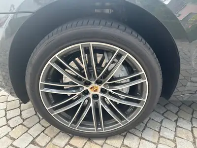 Porsche Macan 440 ch — SUV sportif premium, entretien complet, garantie jusqu'en 2026 — Thumbnail 12