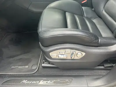 Porsche Macan 440 ch — SUV sportif premium, entretien complet, garantie jusqu'en 2026 — Thumbnail 11