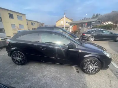 Opel Astra 2007 — Berline compacte fiable, moteur 140 ch essence — Miniatur 7