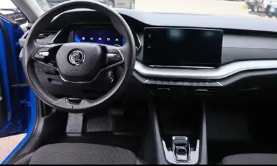 Škoda Octavia Combi Diesel — Break spacieux, entretien exemplaire, 8 jeux de roues — dashboard