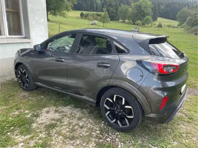 Ford Puma Hybrid 2023 — SUV compact écologique, 36'000 km seulement — exterior view