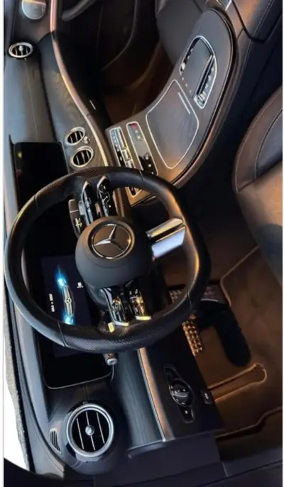 Mercedes-Benz E 220 Estate — Élégance diesel automatique, 120'000 km — side view