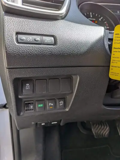 Nissan X-Trail 2017 Diesel — SUV fiable, transmission révisée, prêt pour l'aventure — Miniature 16