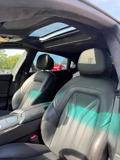 Maserati Quattroporte 3.0 V6 S Q4 — 410 ch, Allradantrieb, équipement complet — détail