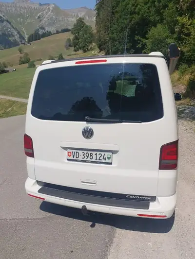 VW T5 California — Aménagé camping-car, diesel robuste, 101'000 km — dashboard