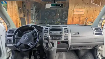 VW T5 California — Aménagé camping-car, diesel robuste, 101'000 km — Thumbnail 8