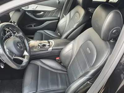 Mercedes-Benz GLC 63 AMG — SUV haute performance, 510 ch, transmission intégrale — tableau de bord