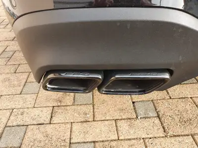 Mercedes-Benz GLC 63 AMG — SUV haute performance, 510 ch, transmission intégrale — Miniature 18