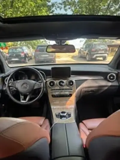 Mercedes-Benz GLC 250 Coupé AMG Line — SUV sportif 211 ch, AWD, pneus hiver inclus — Detail