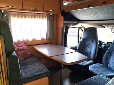 Ford Transit 2006 — Camping-car aménagé 5 places, moteur indestructible 2.4L Turbo — Thumbnail 13