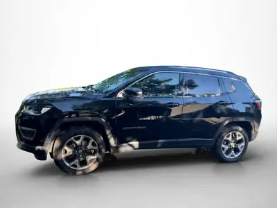 Jeep Compass 170 ch — SUV compact polyvalent, faible kilométrage et entretien récent — Armaturenbrett
