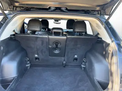 Jeep Compass 170 ch — SUV compact polyvalent, faible kilométrage et entretien récent — Miniatur 14
