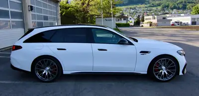 Mercedes-AMG E 53 Hybrid Break — Performance hybride rechargeable, finition exclusive mate — Miniature 7