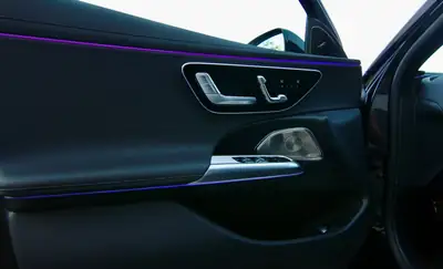 Mercedes-AMG E 53 Hybrid Break — Performance hybride rechargeable, finition exclusive mate — Miniature 11