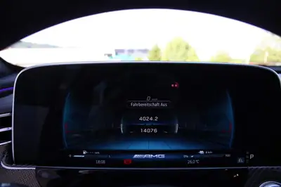 Mercedes-AMG E 53 Hybrid Break — Performance hybride rechargeable, finition exclusive mate — Miniature 13