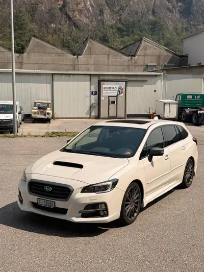 Subaru Levorg 1.6 DIT Luxury S AWD — Break sportif, traction intégrale, 8 roues complètes — Außenansicht