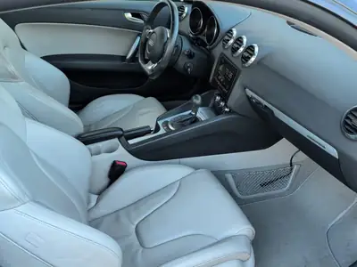 Audi TT 250 ch V6 Quattro 2007 — Coupé sportif icon avec moteur atmosphérique — Detail