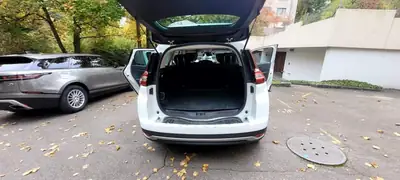 Renault Grand Scénic 2017 — Monospace familial spacieux, moteur diesel fiable — Heckansicht