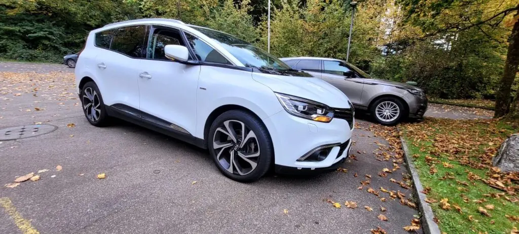 Renault Grand Scenic 2017 occasion Luzern — 4