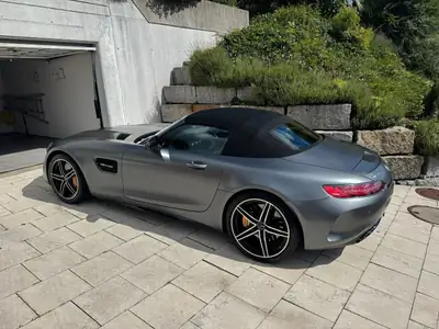 Mercedes-AMG GT Cabriolet — 557 ch, élégance sportive et liberté décapotée — vue extérieure