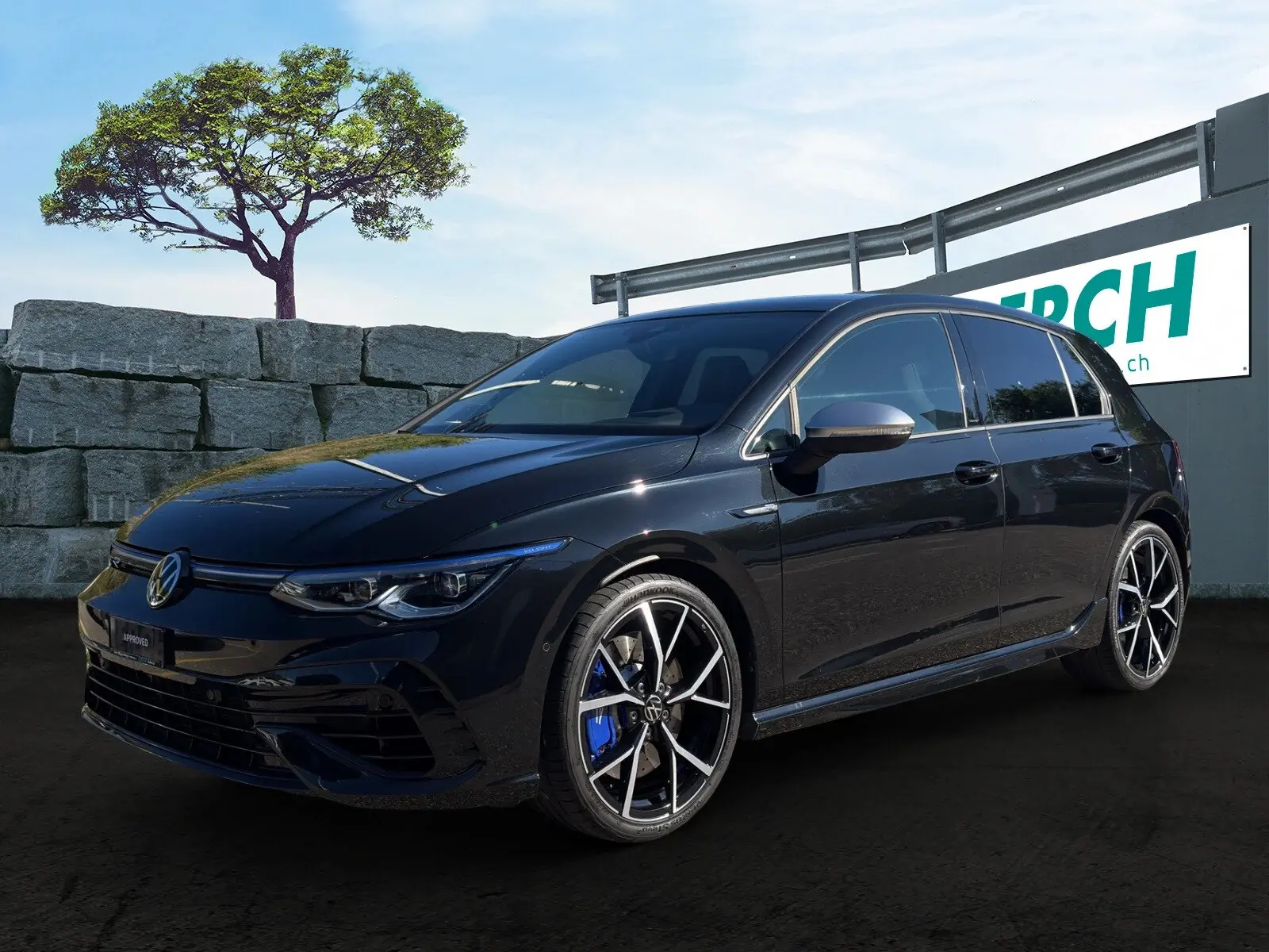 VW Golf 2024 — 319 ch, Toit panoramique et technologie premium