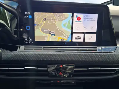 VW Golf 2024 — 319 ch, Toit panoramique et technologie premium — Miniature 14
