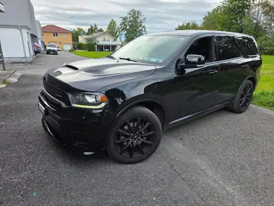 Dodge Durango 2018 — SUV 7 places robuste, moteur 365 ch, transmission automatique — vue extérieure