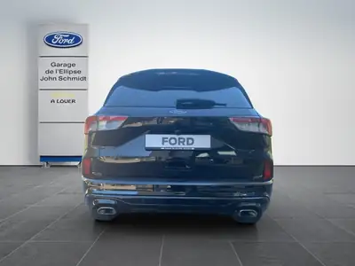 Ford Kuga Hybrid — SUV compact performant et économe, 70 200 km — détail