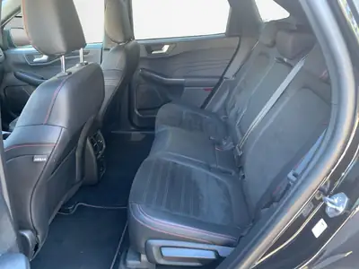 Ford Kuga Hybrid — SUV compact performant et économe, 70 200 km — Miniature 7