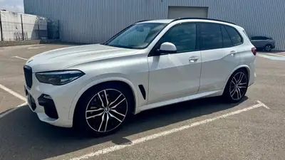 BMW X5 M Sport — SUV premium 340 ch, xDrive, équipement haut de gamme — vue extérieure