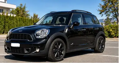 MINI Countryman — SUV polyvalent 184 ch, entretien régulier — Seitenansicht